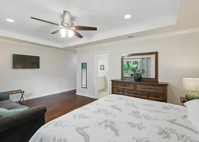 Ferienhaus Scenic 4br Worth Ample Parking Fort Worth