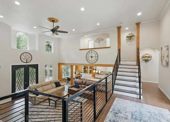 Scenic 4br Worth Ample Parking Ferienhaus *